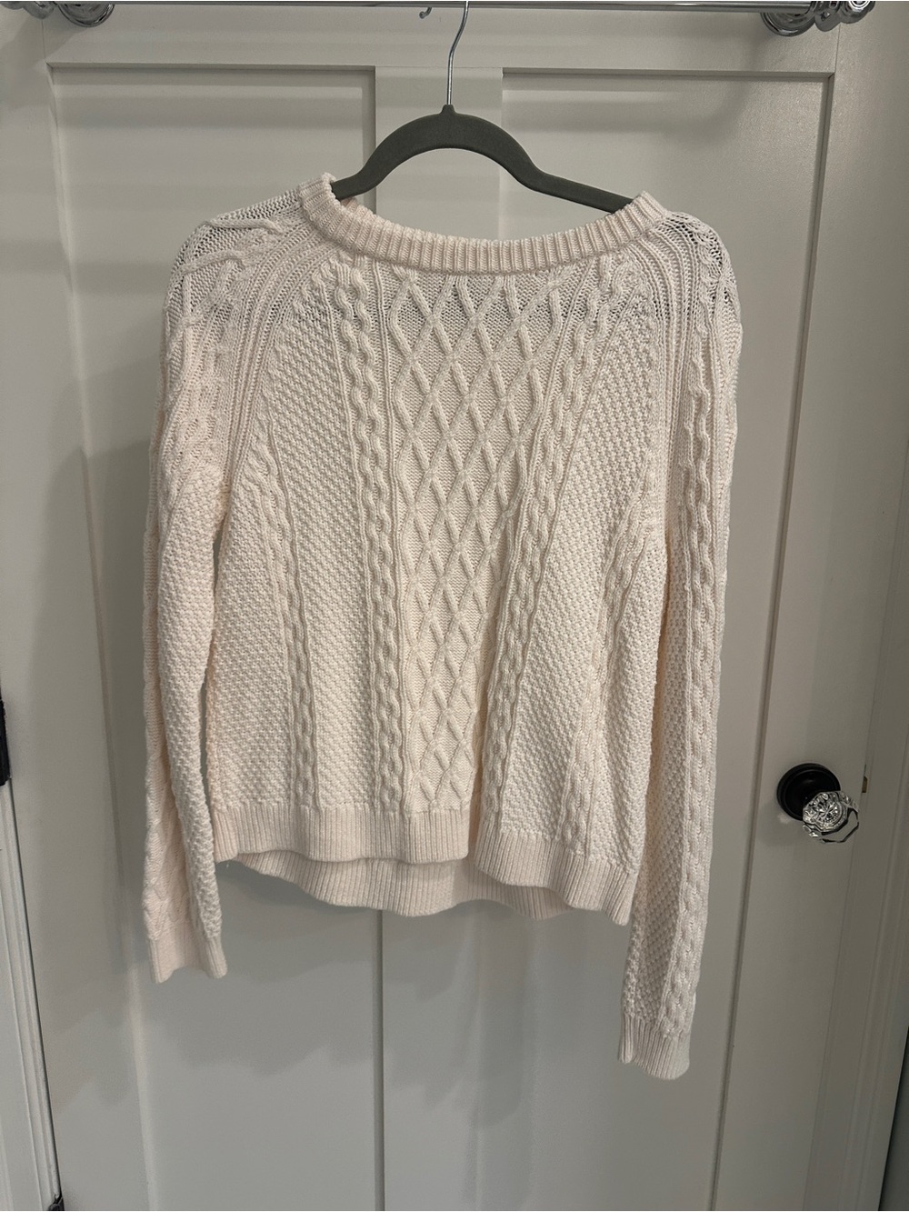 Jcrew Women’s Cream Cable Knit Sweater